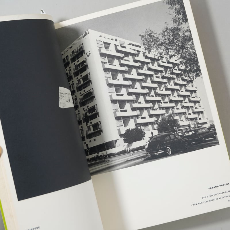 Los Angeles Apartments / Ed Ruscha(エド・ルシェ) | bo