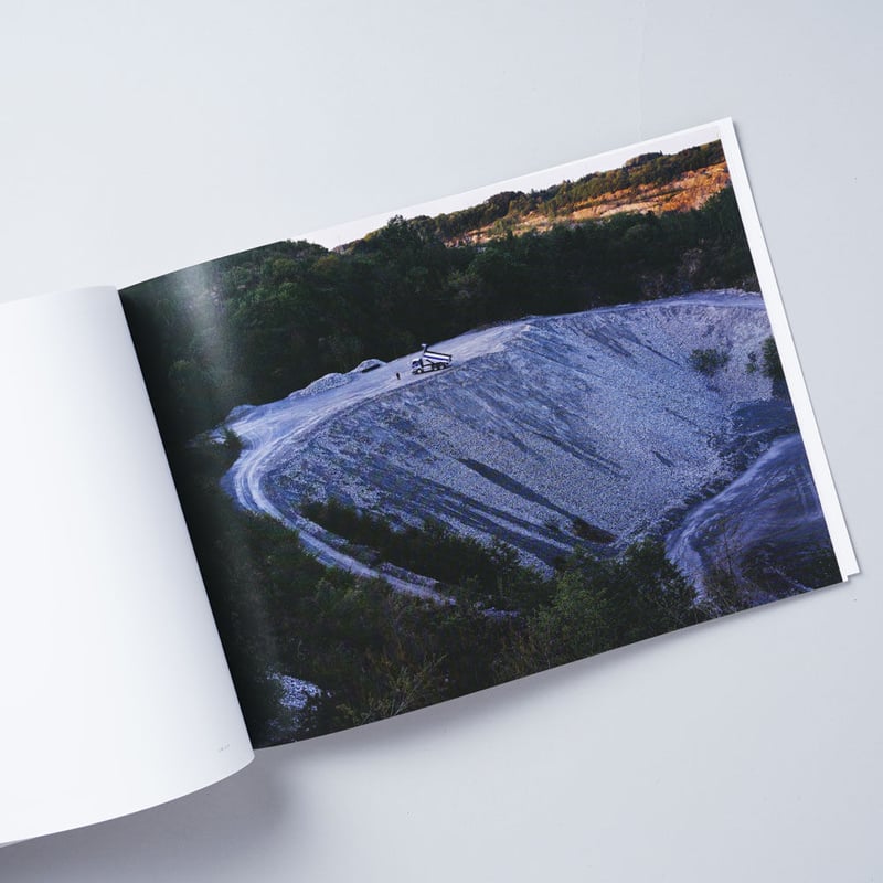 田附勝　写真集　DECOTORA DECOTORA / 田附勝（Masaru Tatsuki） | bookobscura｜写真