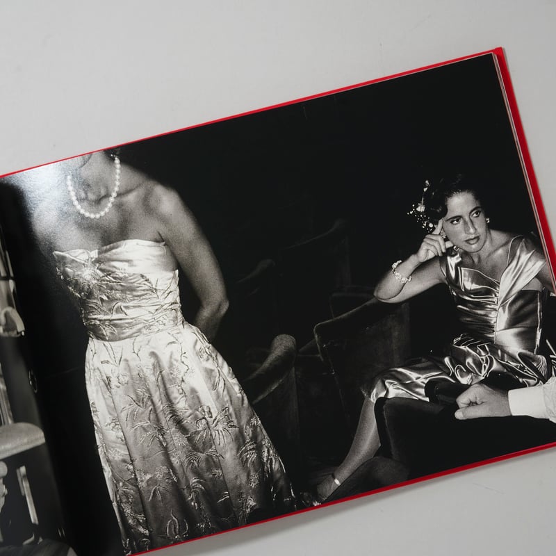 VISIONAIRE 29 WOMAN / 荒木経惟, Cindy Sherman, Nan