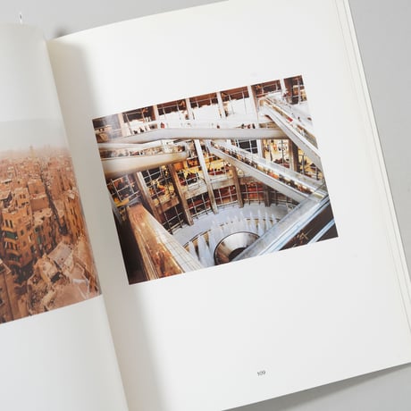 Photographs / Andreas Gursky(アンドレアス・グルスキー)