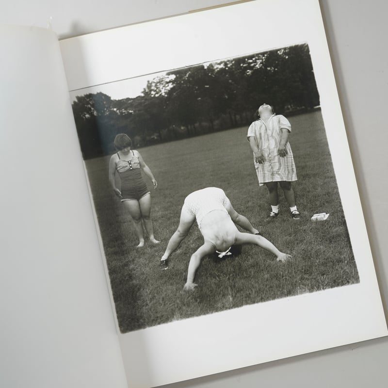 Untitled / Diane Arbus(ダイアン・アーバス) | bookobscura