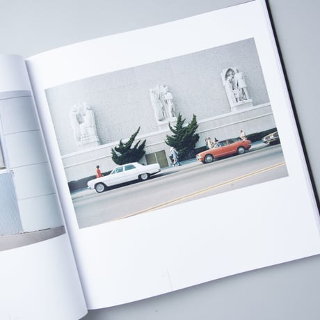 [新刊/New] TRANSPARENCIES: SMALL CAMERA WORKS 1971-1979 / Stephen Shore(スティーブン・ショア)