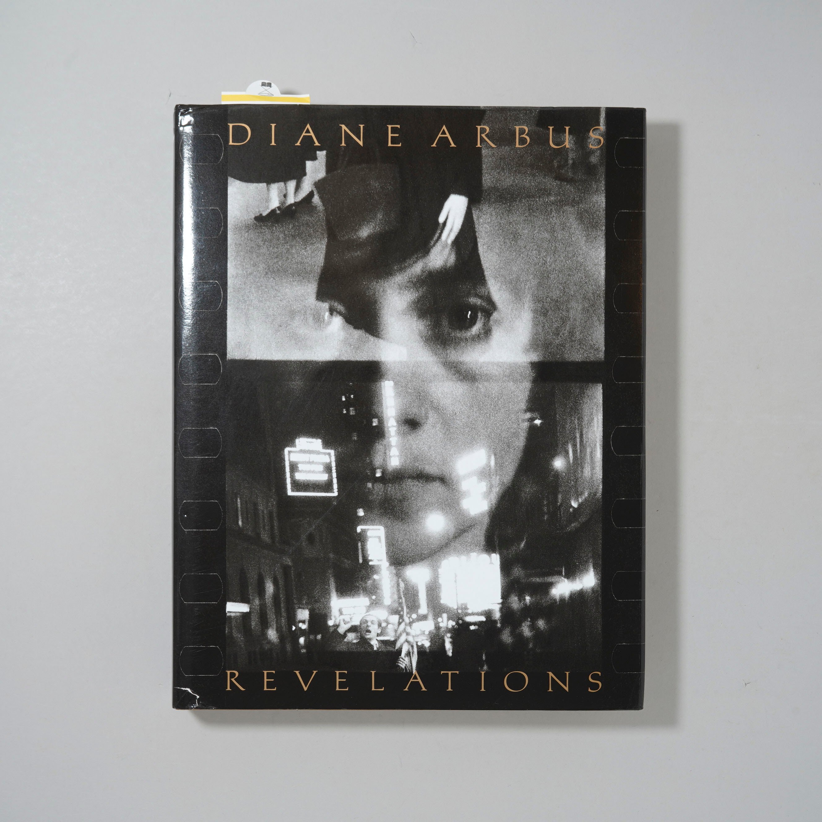 Diane Arbus ダイアン・アーバス 写真集 / Revelations Diane Arbus Revelations / Diane Arbus(ダイアン・アーバス