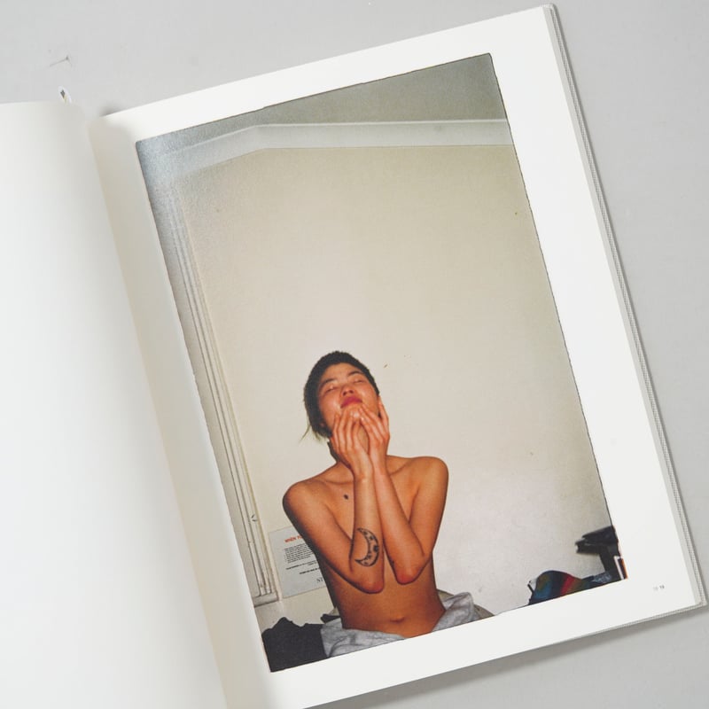Across the Sea / 草野庸子(Yoko Kusano) | bookobscur