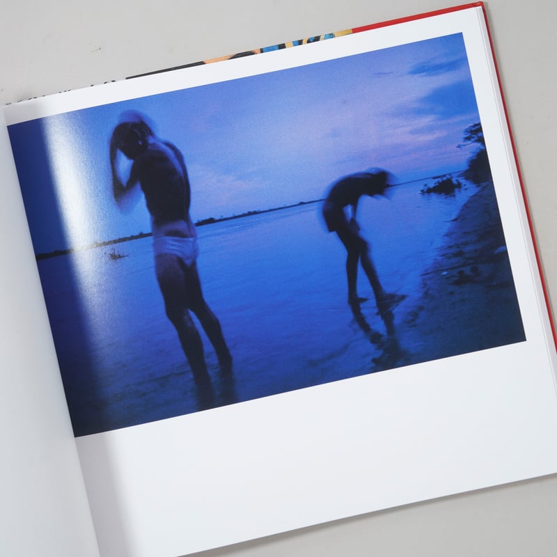 The Suffering of Light : Thirty Years of Photog