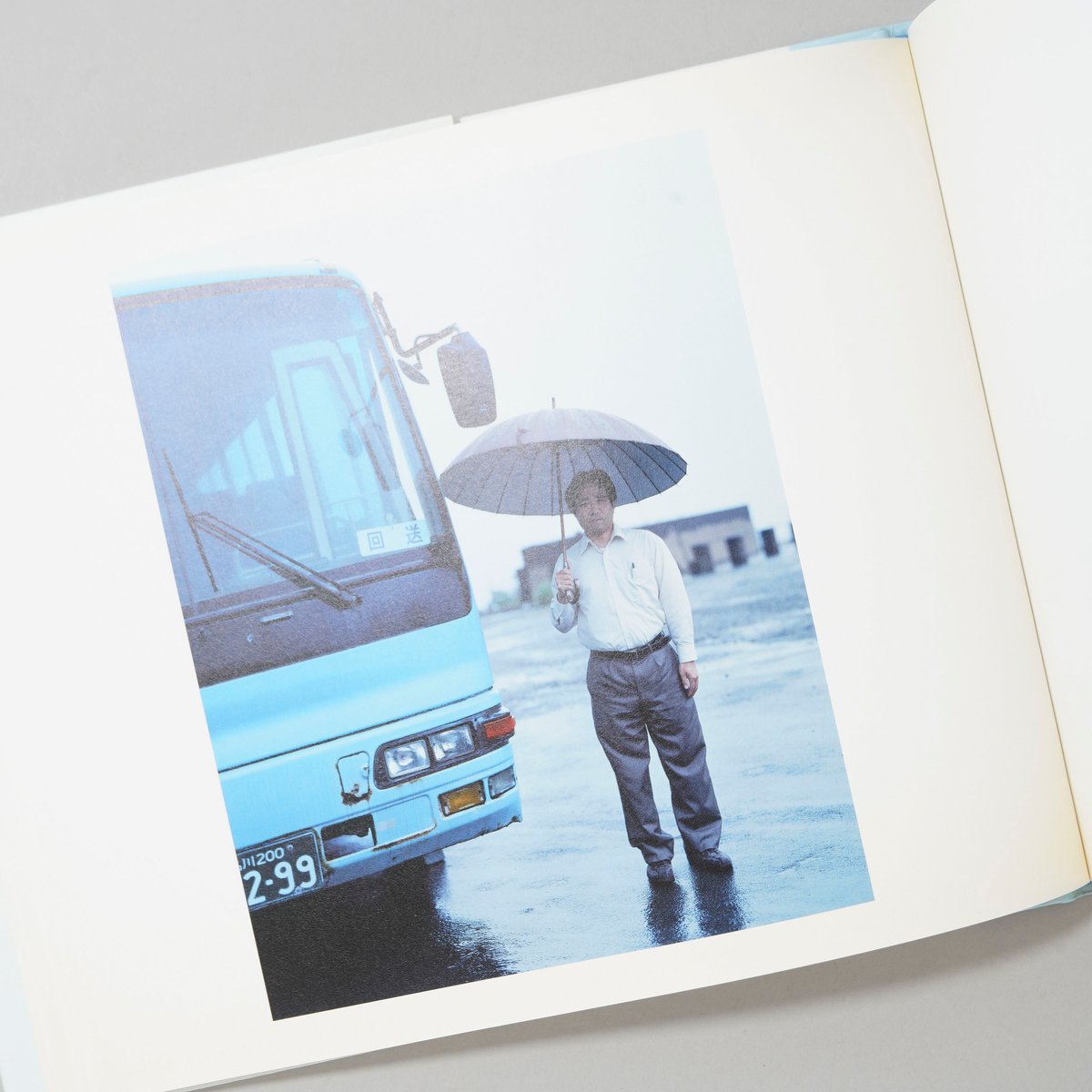 島へ / 上田義彦(Yoshihiko Ueda) | bookobscura｜写真集専門書店