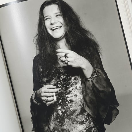 Woman in the Mirror / Richard Avedon （リチャード・アヴェドン）