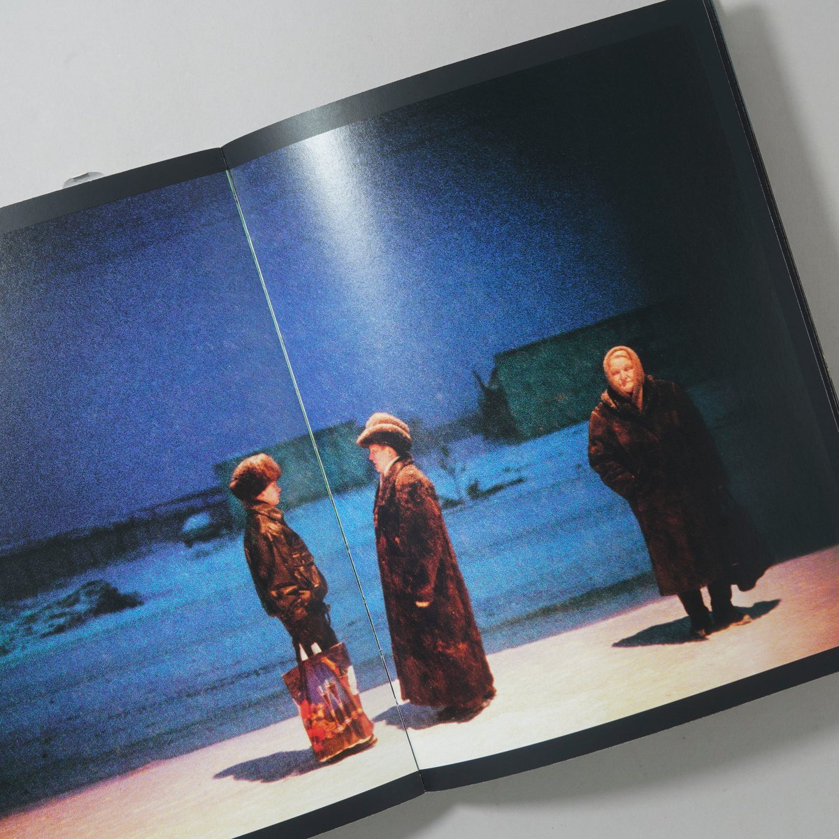 Satellites / Jonas Bendiksen(ジョナス・ベンディクセン) | bo