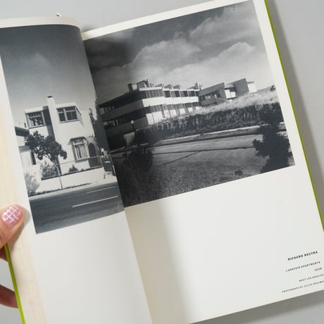 Los Angeles Apartments / Ed Ruscha(エド・ルシェ)
