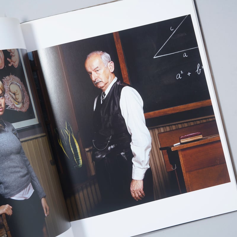 VITE PRIVATE / Erwin Olaf(アーウィン・オラフ) | bookobsc VITE PRIVATE / Erwin Olaf(アーウィン・オラフ) | bookobsc