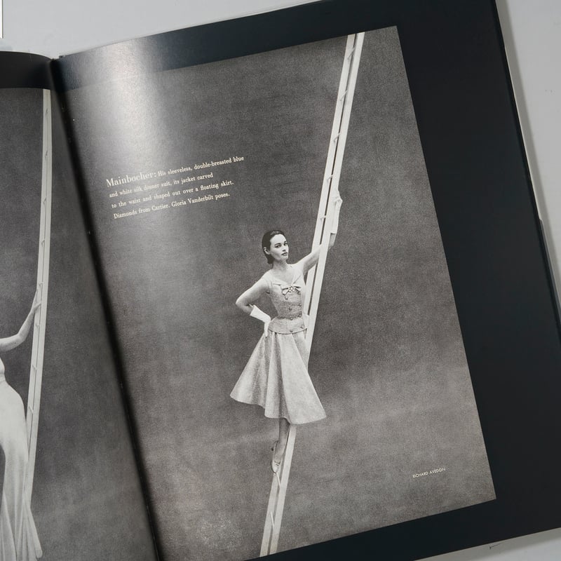 CATEGORY ー Age | bookobscura｜写真集専門書店｜写真家による写真集の