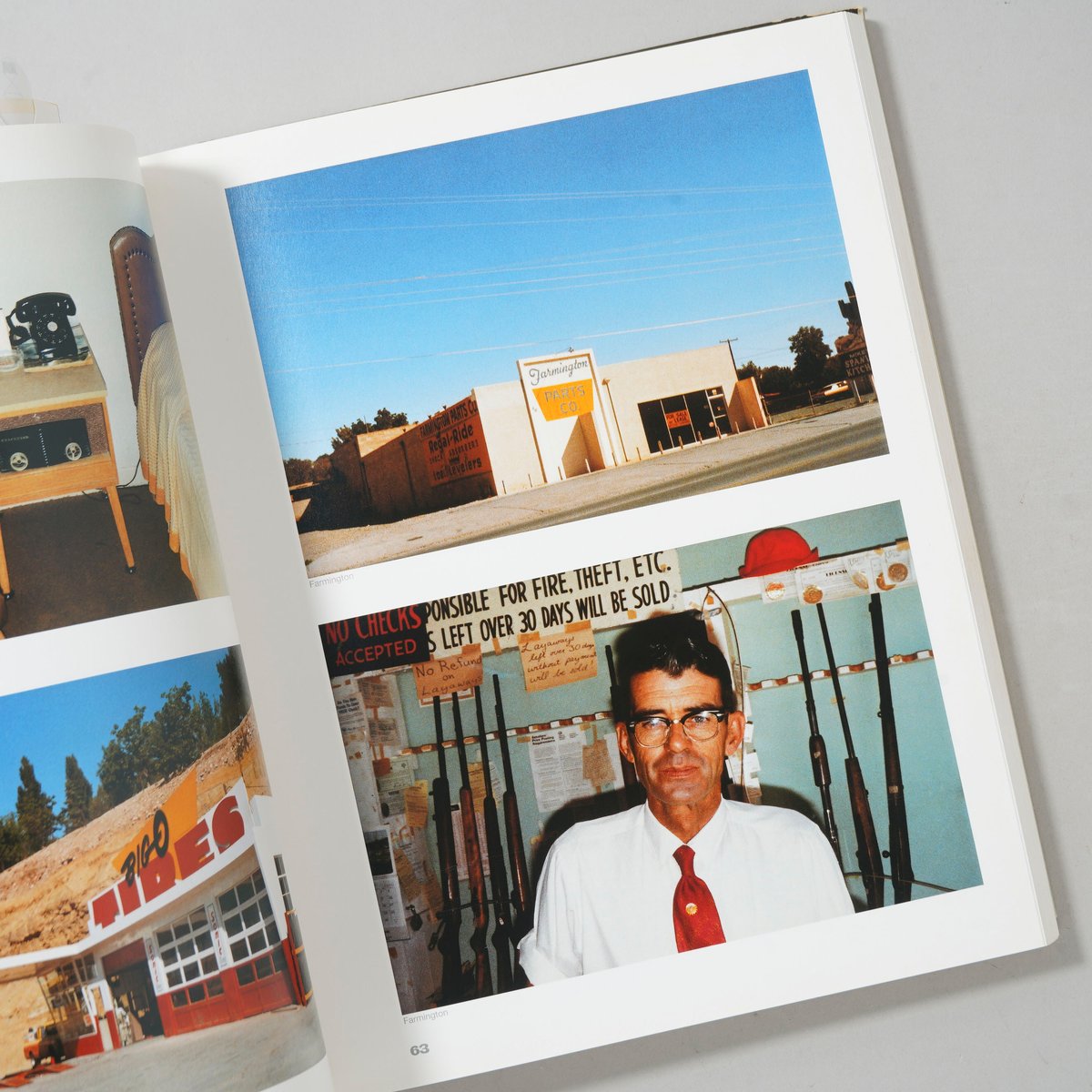 AMERICAN SURFACES / Stephen Shore(スティーブン・ショア) |