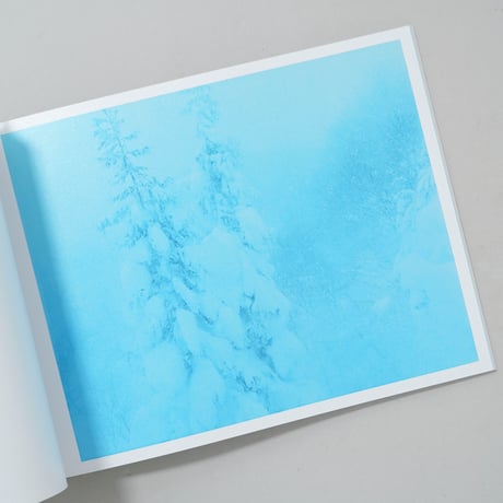雪に浮かぶ / 広川智基(Tomoki Hirokawa)