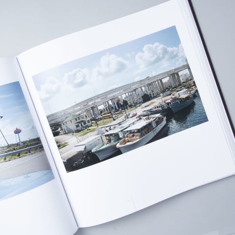 [新刊/New] TRANSPARENCIES: SMALL CAMERA WORKS 1971-1979 / Stephen Shore(スティーブン・ショア)