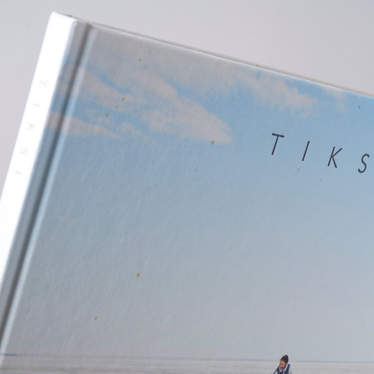 TIKSI / Evgenia Arbugaeva(エフゲーニヤ・アルブガエヴァ) | boo