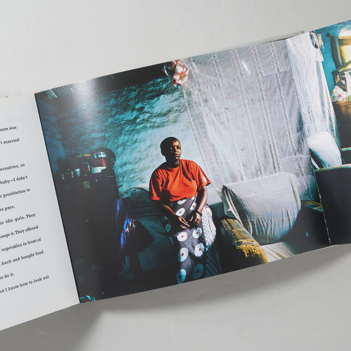 The Places We Live / Jonas Bendiksen (ジョナス・ベンディ The Places We Live / Jonas Bendiksen (ジョナス・ベンディ