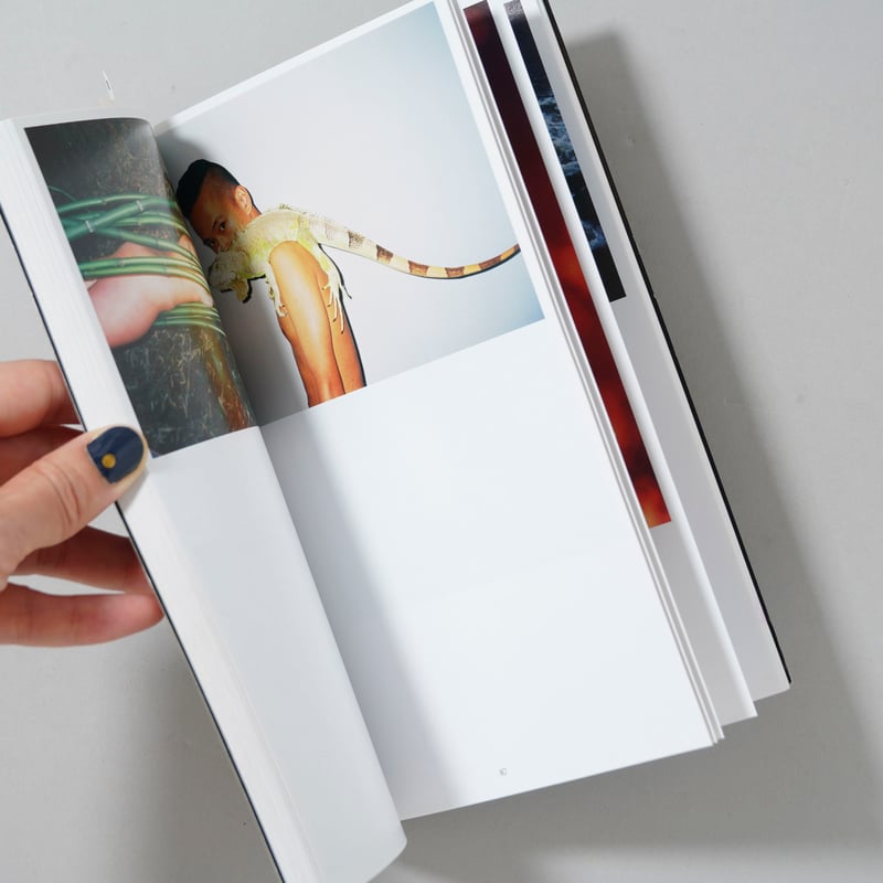 REN HANG PHYSICAL BORDERRLINE 写真集 身体的邊界 PHYSICAL BORDERLINE / 任航(Ren Hang) | book