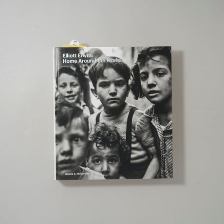 Home Around the World / Elliott Erwitt(エリオット・アーウィット)
