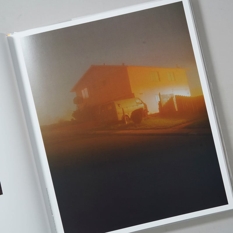 新刊/New] INTIMATE DISTANCE: OVER THIRTY YEARS O