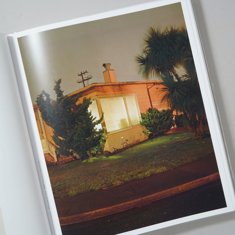新刊/New] INTIMATE DISTANCE: OVER THIRTY YEARS O