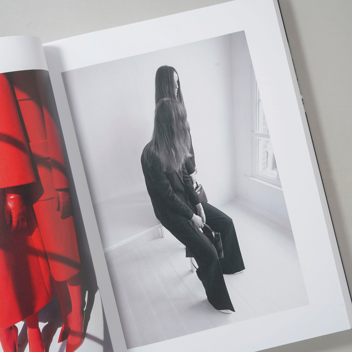 PHOSPHOR / Viviane Sassen(ヴィヴィアン・サッセン) | bookob