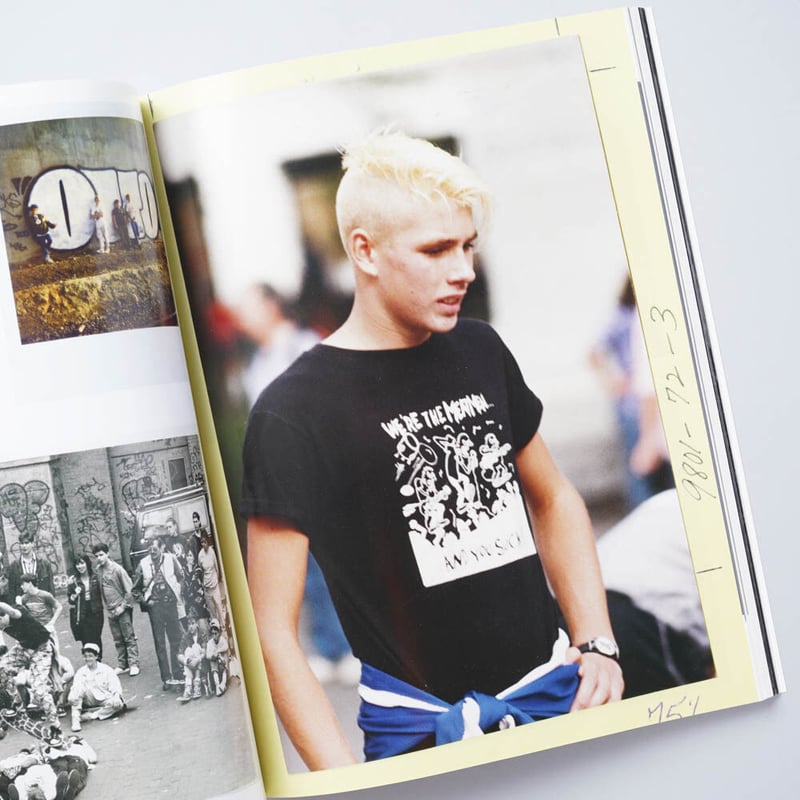CATEGORY ー fashion photo | bookobscura|写真集専門書店| CATEGORY ー fashion photo | bookobscura|写真集専門書店|