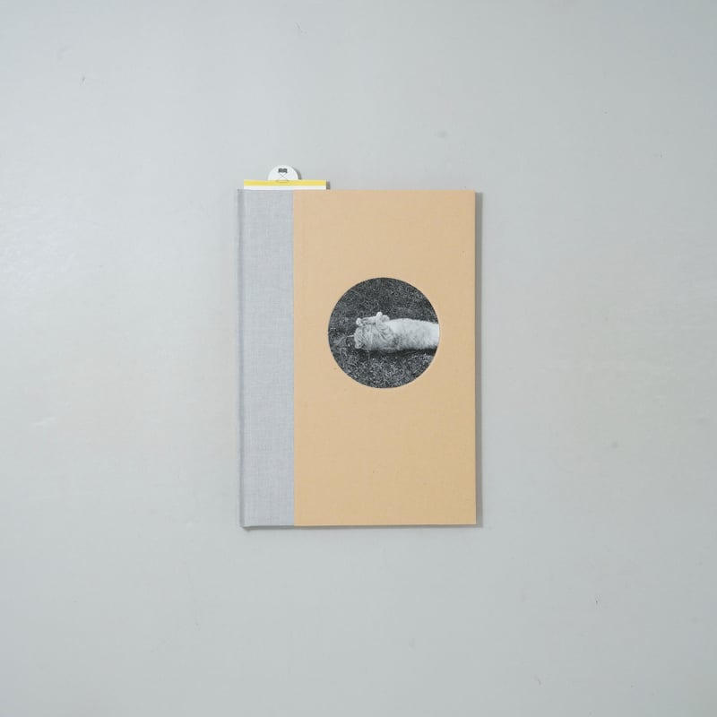 CATEGORY ーnew | bookobscura｜写真集専門書店｜写真家による写真集の