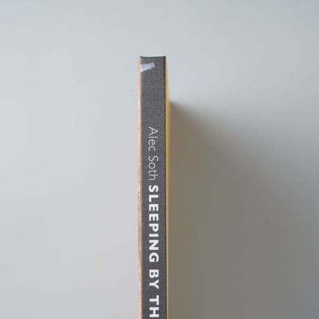 [新刊/New] SLEEPING BY THE MISSISSIPPI / Alec Soth (アレック・ソス)