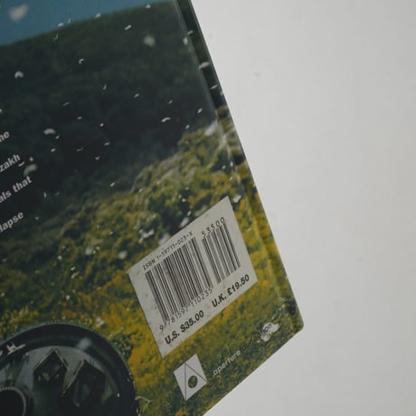 Satellites / Jonas Bendiksen(ジョナス・ベンディクセン)