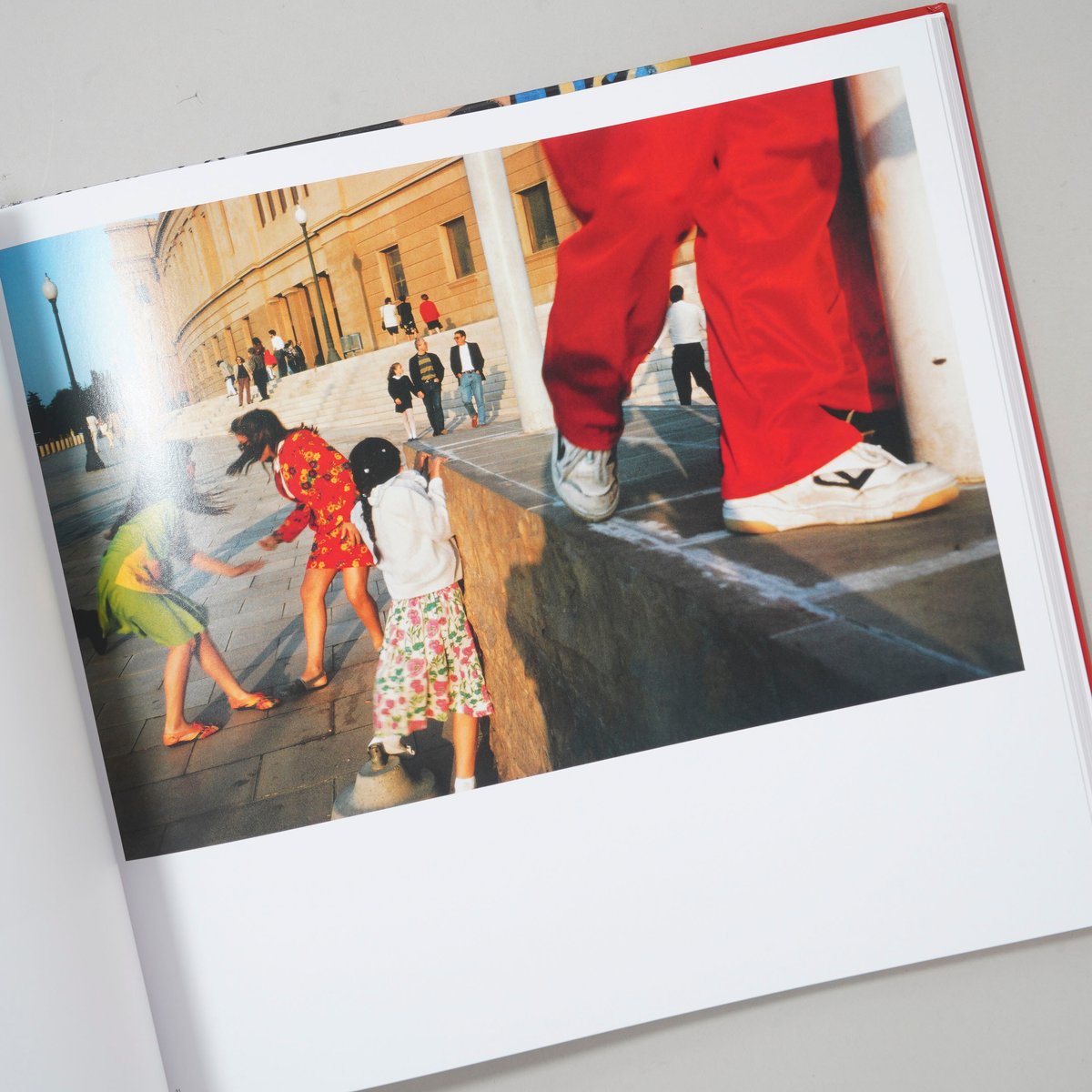 The Suffering of Light : Thirty Years of Photog