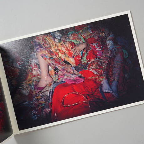 COLORS / 藤原新也(Shinya Fujiwara)