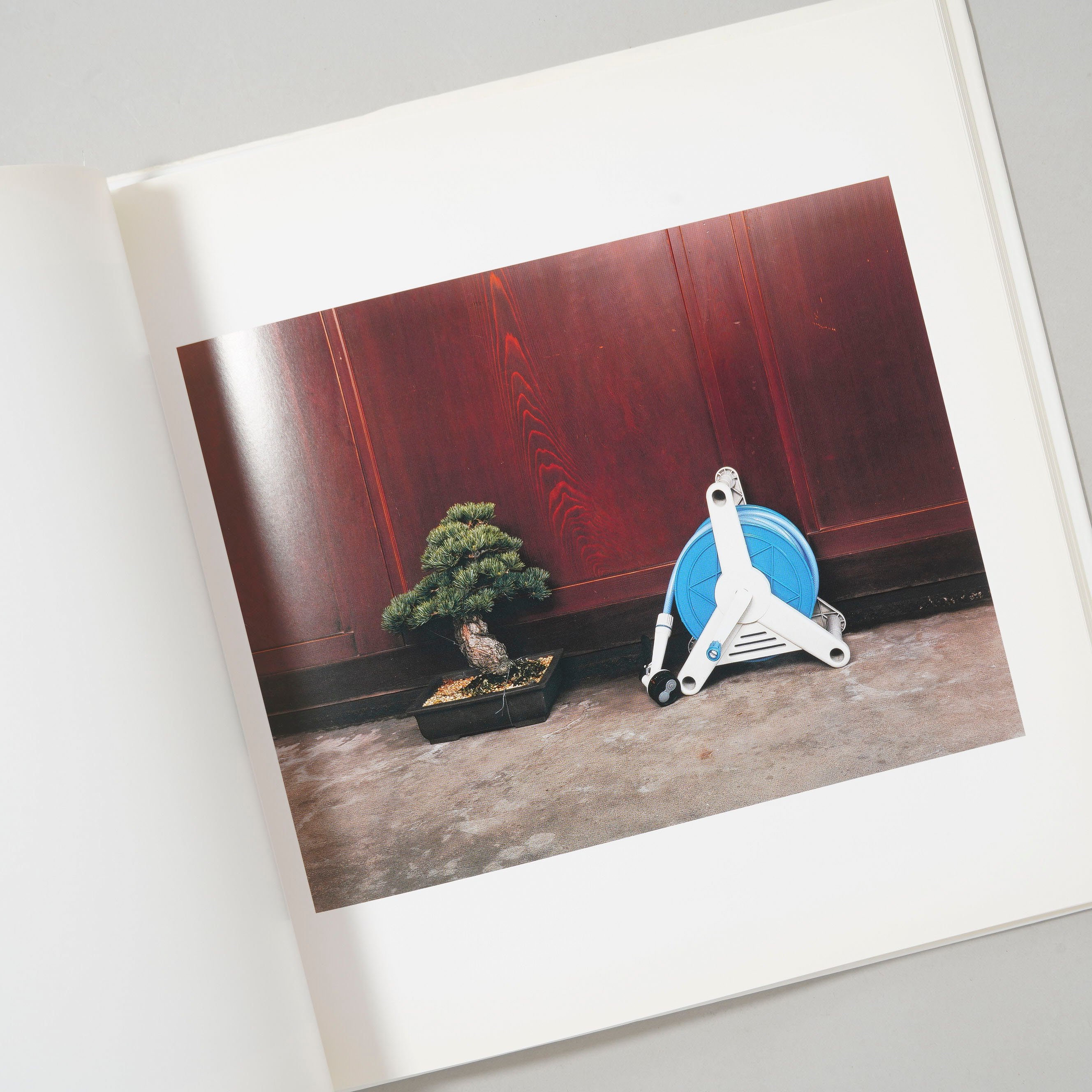 日常らしさ / 安村崇(Takashi Yasumura) | bookobscura|写真集 日常らしさ / 安村崇(Takashi Yasumura) | bookobscura|写真集