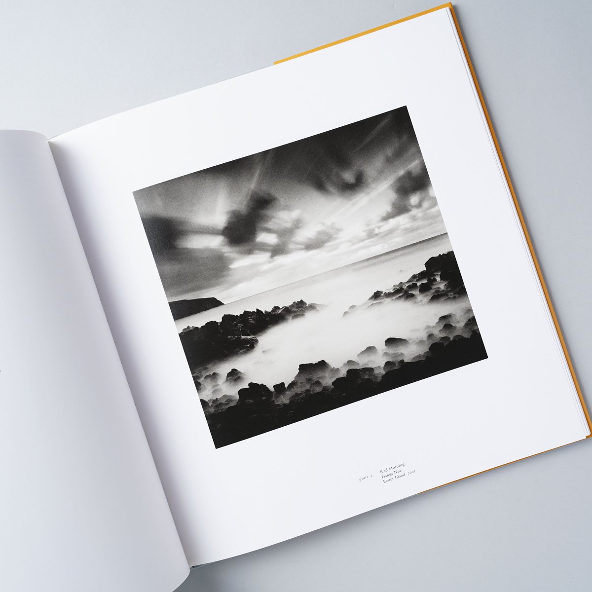 EASTER ISLAND / Michael Kenna（マイケル・ケンナ）