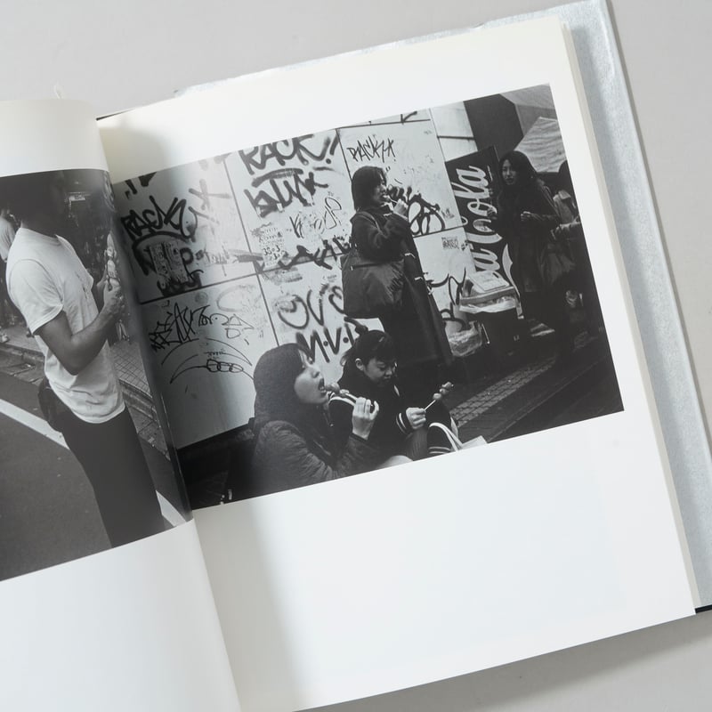 CATEGORY ーused | bookobscura｜写真集専門書店｜写真家による写真集の