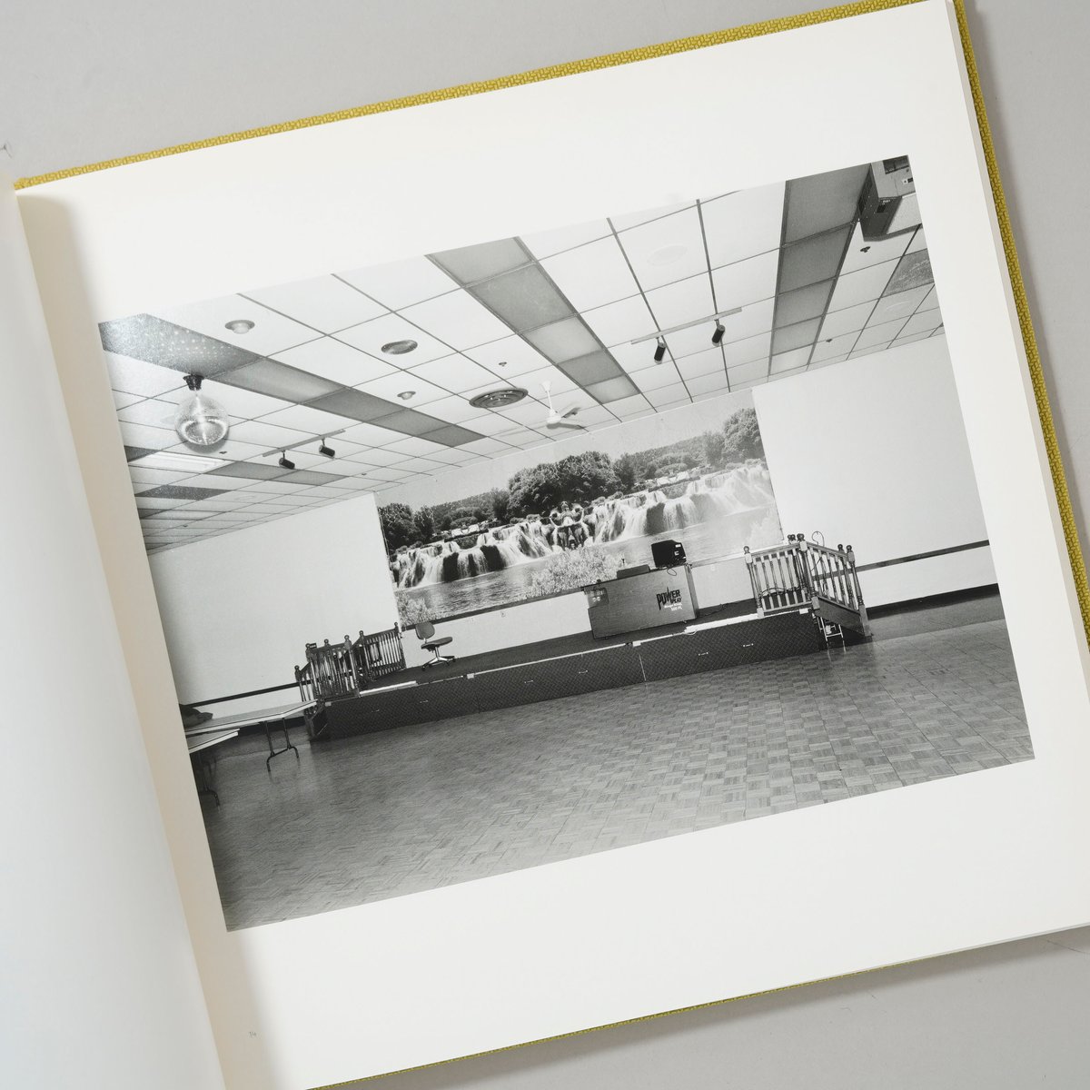 Songbook / Alec Soth (アレック・ソス) | bookobscura｜写真