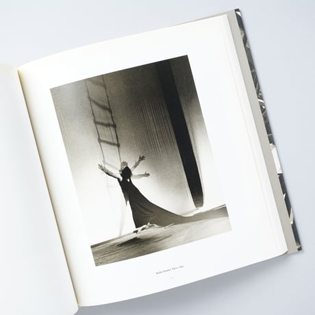 Photography Through the Looking Glass / Ilse Bing(イルゼ・ビング)