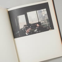 EVERYTHING IS TEMPORARY(すべてが一時的なものです) / 草野庸子(Yoko Kusano)
