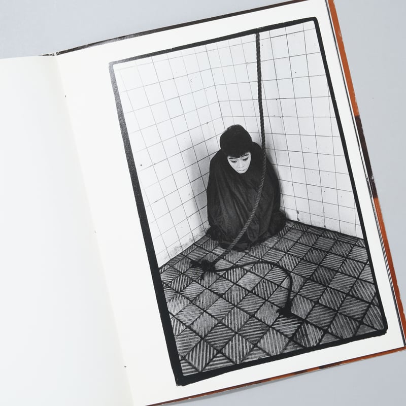 屠 / 深瀬昌久(Masahisa Fukase) | bookobscura|写真集専門書店 屠 / 深瀬昌久(Masahisa Fukase) | bookobscura|写真集専門書店