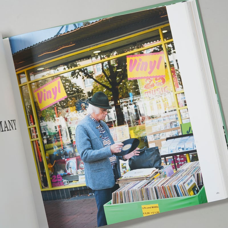 アート・デザイン・音楽 RECORD STORES by BERND JONKMANNS Record Stores / Bernd Jonkmanns(ベルント・ヨンクマーンス) |