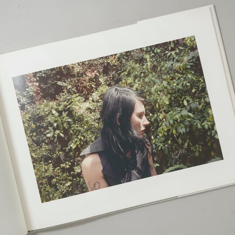 SHE / Lise Sarfati(リーズ・サルファティ)