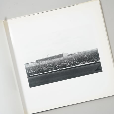 The New Industrial Parks Near Irvine, California / Lewis Baltz(ルイス・ボルツ)