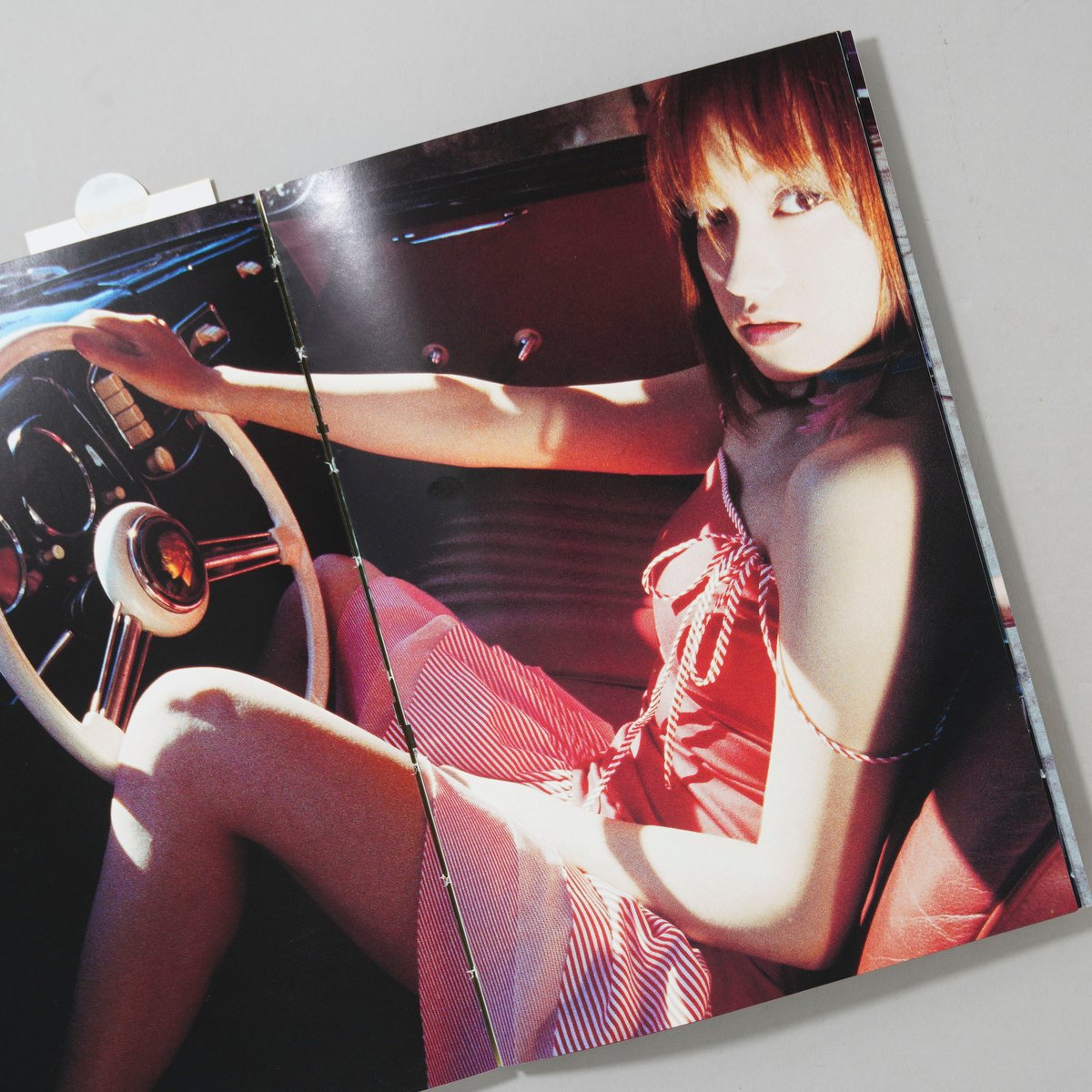 Car girl / 篠山紀信(Kishin Shinoyama) | bookobscura