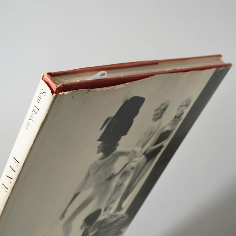 アート・デザイン・音楽 SAM HASKINS - FIVE GIRLS FIVE GIRLS / Sam Haskins(サム・ハスキンス) | bookobscur