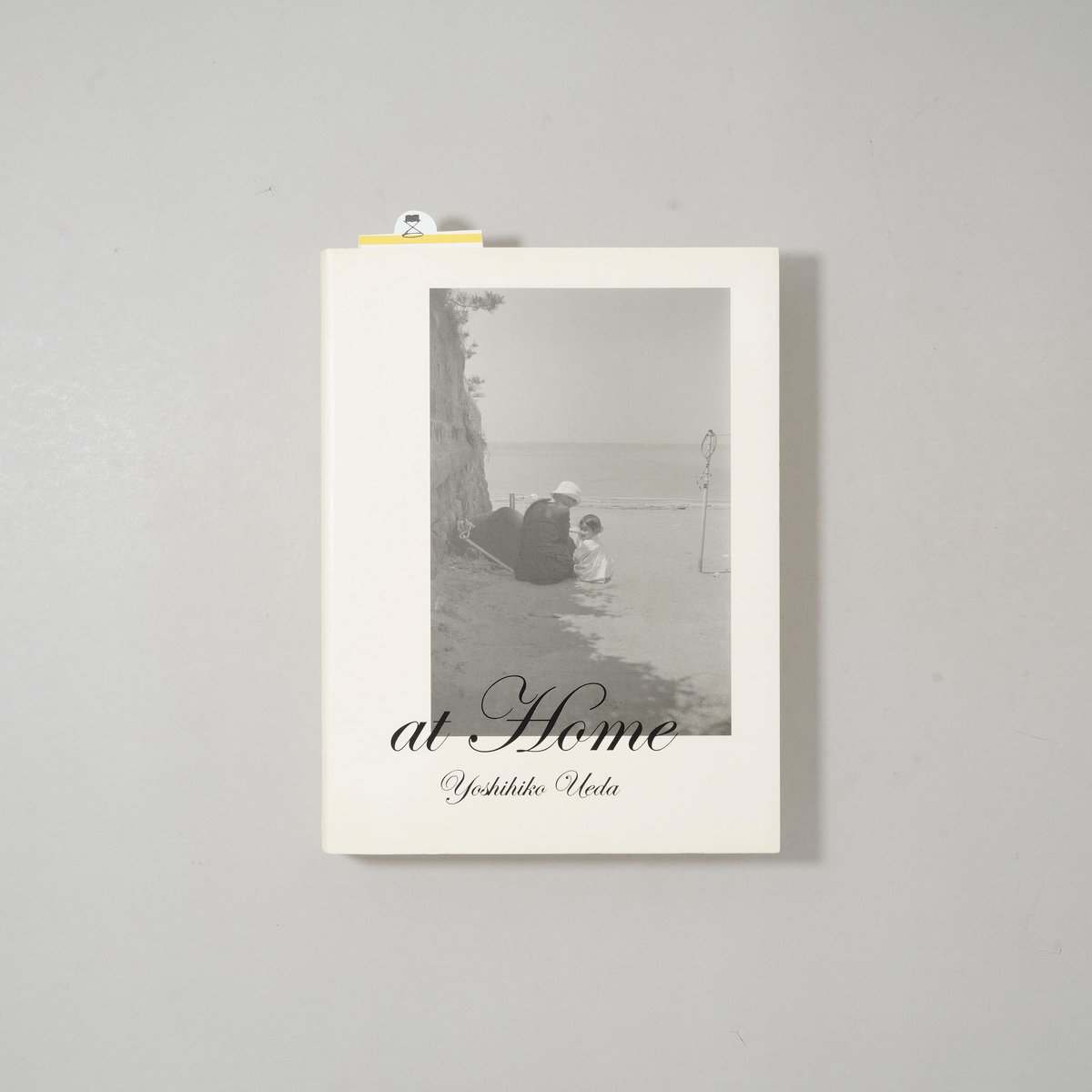 at Home / 上田義彦(Yoshihiko Ueda) | bookobscura｜写真