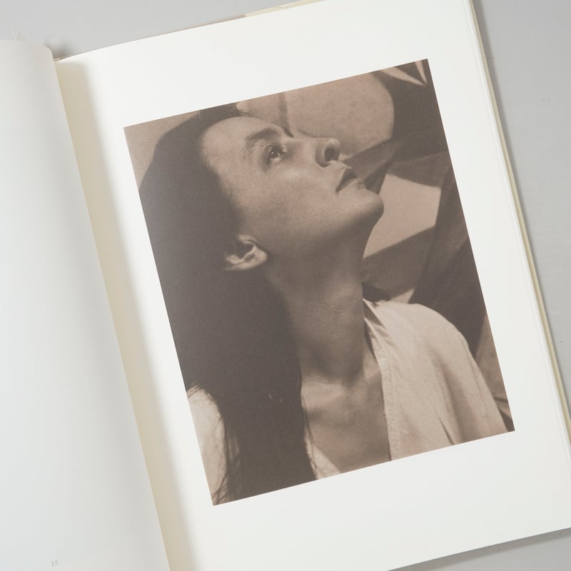 GEORGIA O'KEEFFE A PORTRAIT BY ALFRED STIEGLITZ