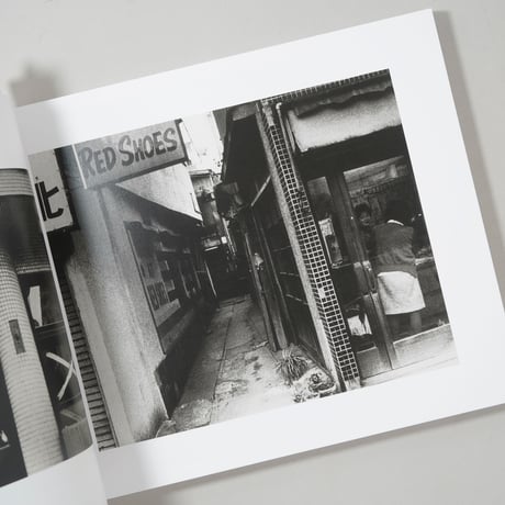 [サイン入/Signed] SWEET HOME YOKOSUKA 1976-1980 / 石内都(Miyako Ishiuchi)