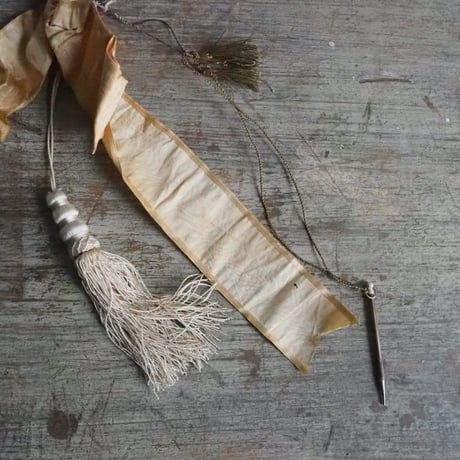 Éventail en plumes