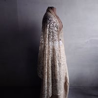 silkとﾒﾀﾙ糸の贅沢でしなやかなｼｮｰﾙ