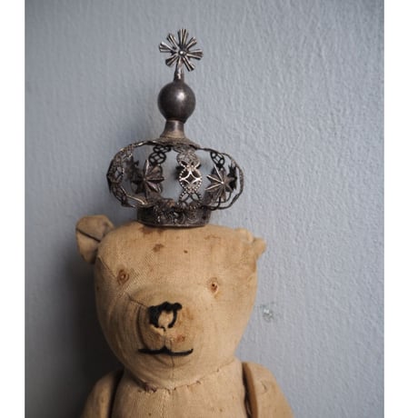 objet de couronne  B