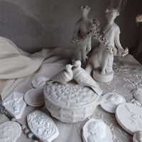 仲睦まじい小鳥たちのﾎﾞﾝﾎﾞﾆｴｰﾙ